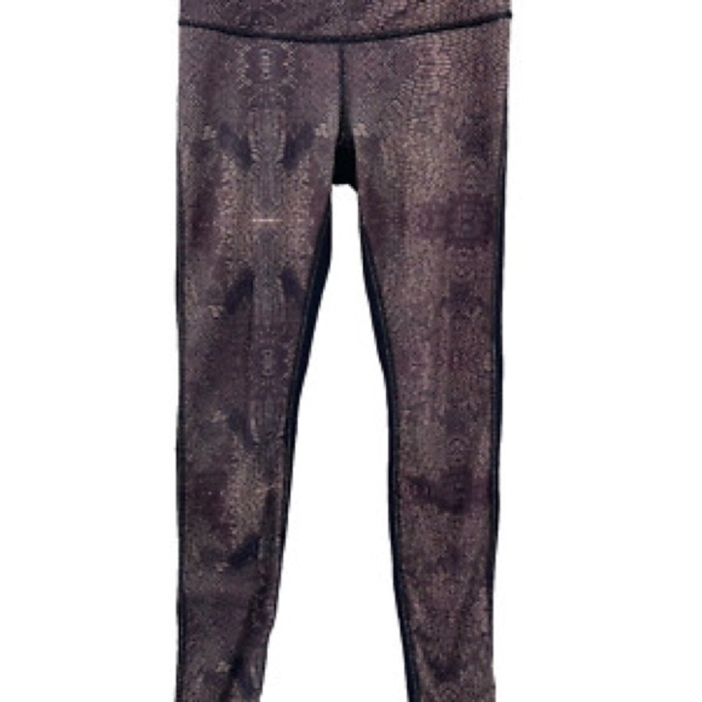 LULULEMON
Women's Size Wunder Under Golden Goddess
Cashew Black Leggings